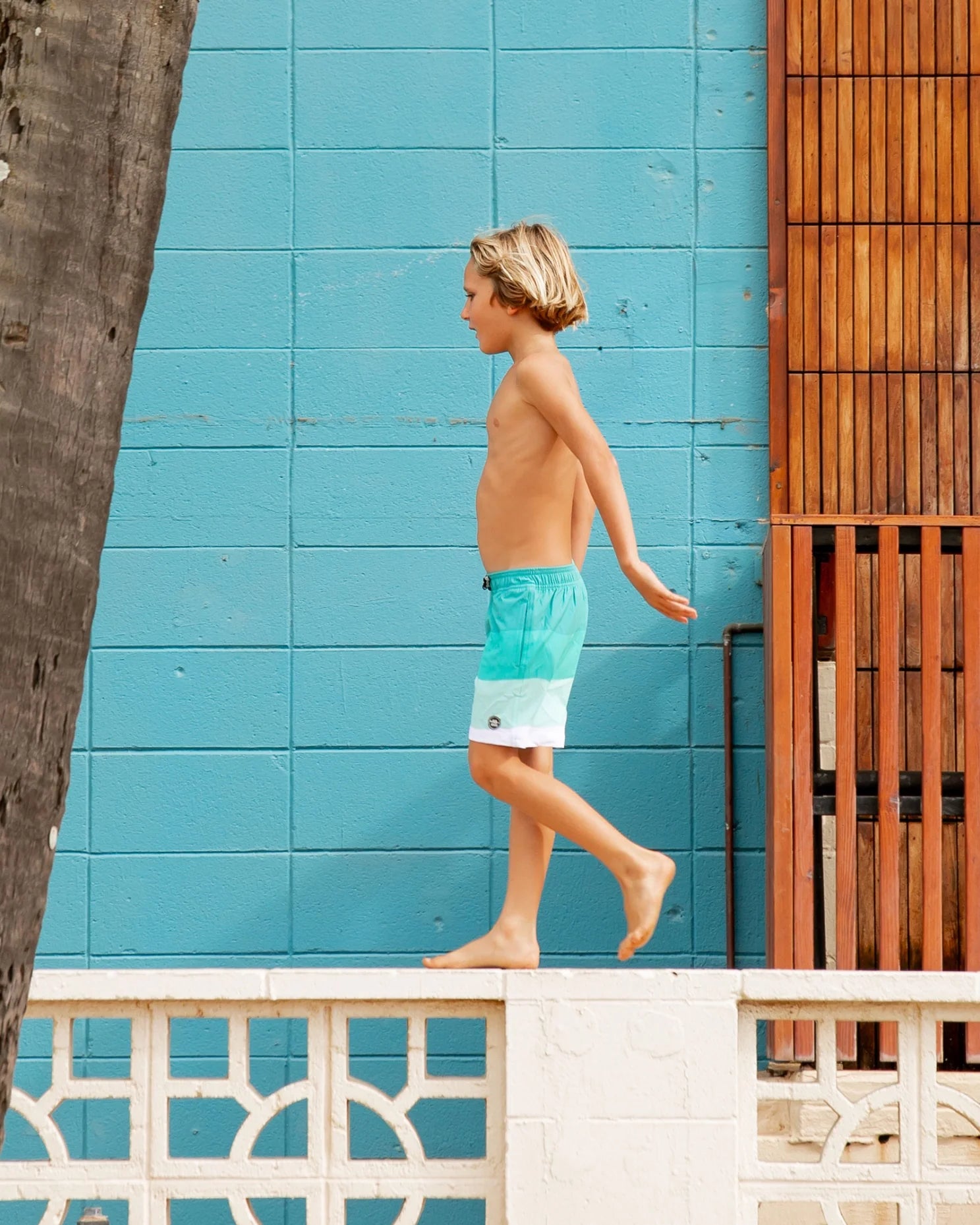 Green Wave Stripe Trunk