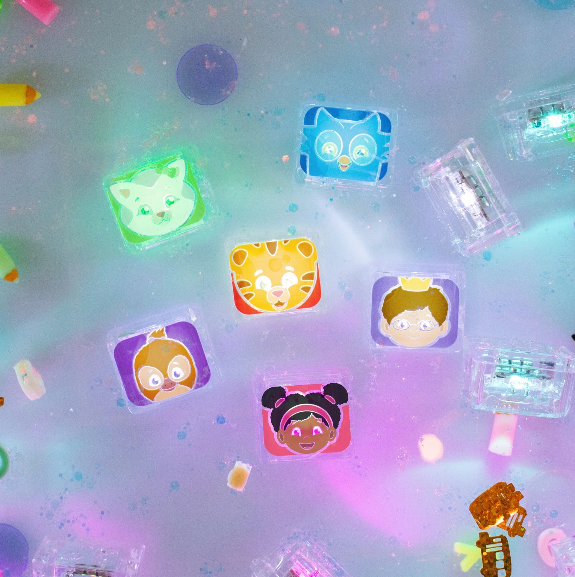 Daniel Tiger's Neighborhood Light-Up Cubes 6-Pack