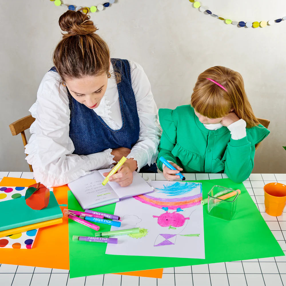 Fresh Apple Scented Gel Crayons