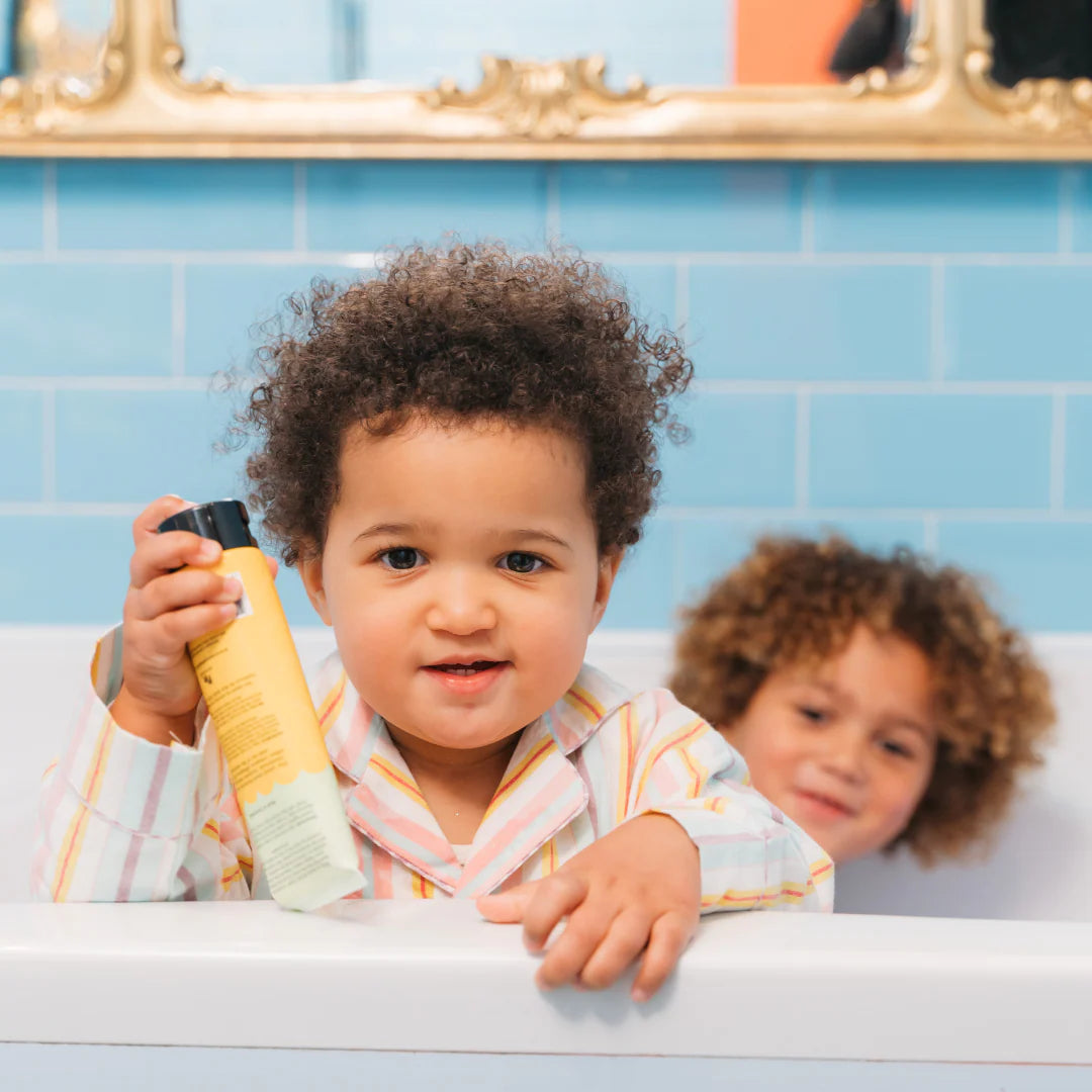 Plant Based Hair Paste in Fresh Coconut and Zesty Lime