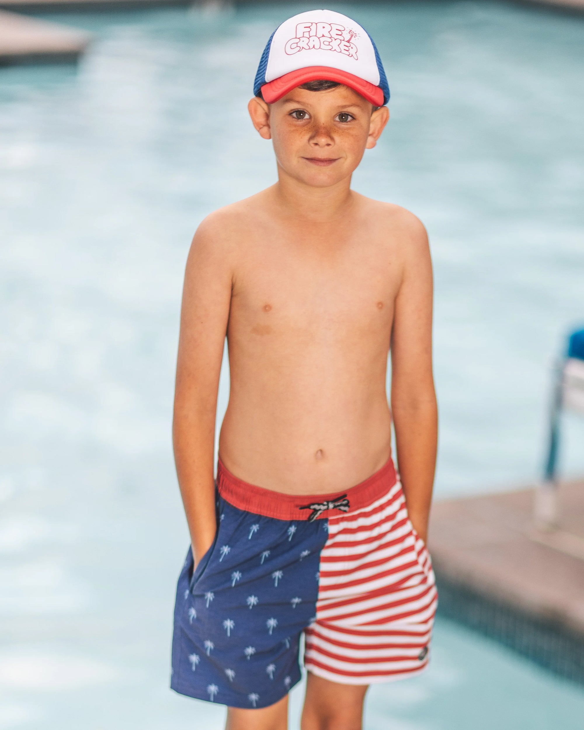 USA Palm Stripe Trunk