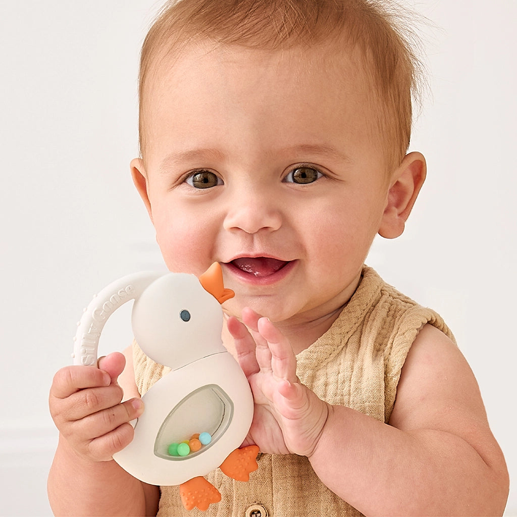 Goose Bitzy Shake™ - Silicone Teether with Rattle