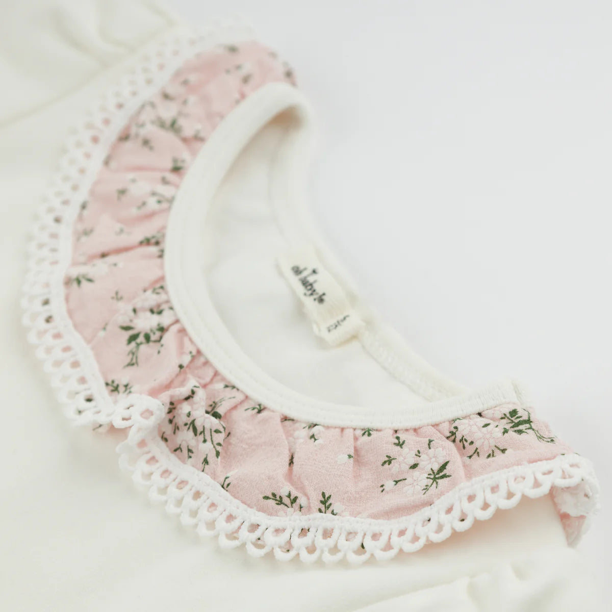 Layla Short Sleeve Tee | Pink Apple Blossom Bella Collar