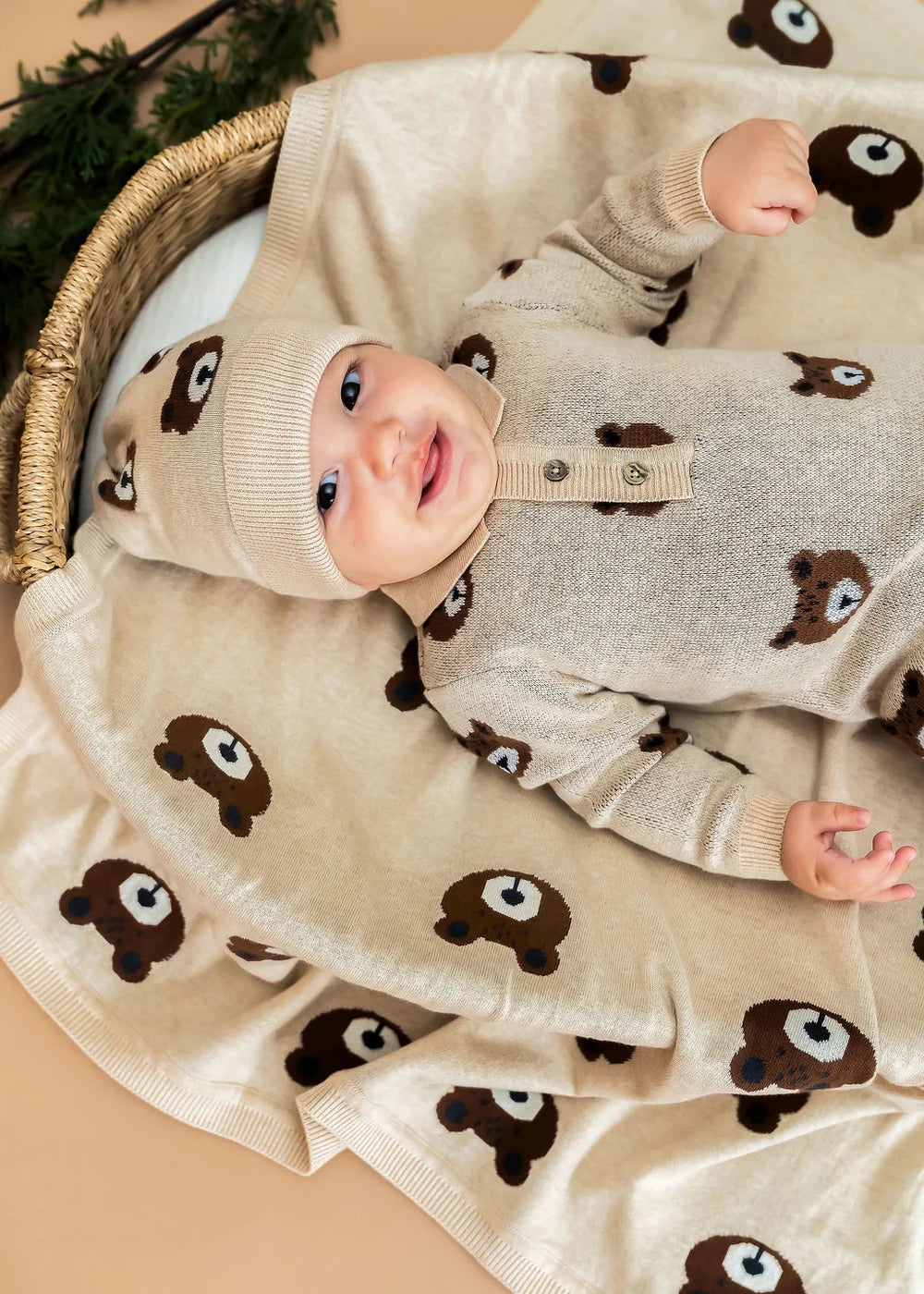 Brown Bear Jacquard Sweater Knit Baby Blanket (Organic Cotton)