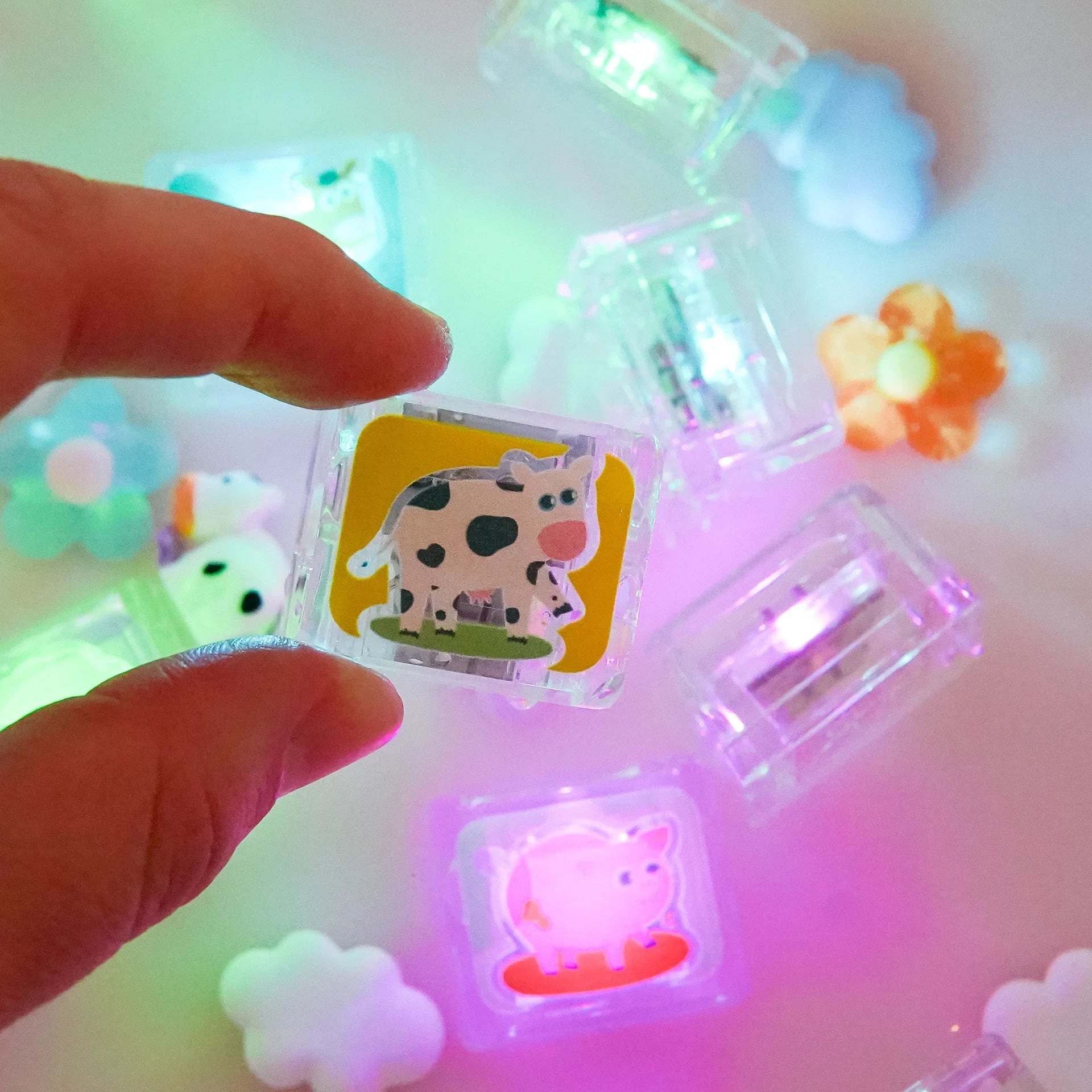 Farm Frenzy Light-Up Cubes 6-Pack