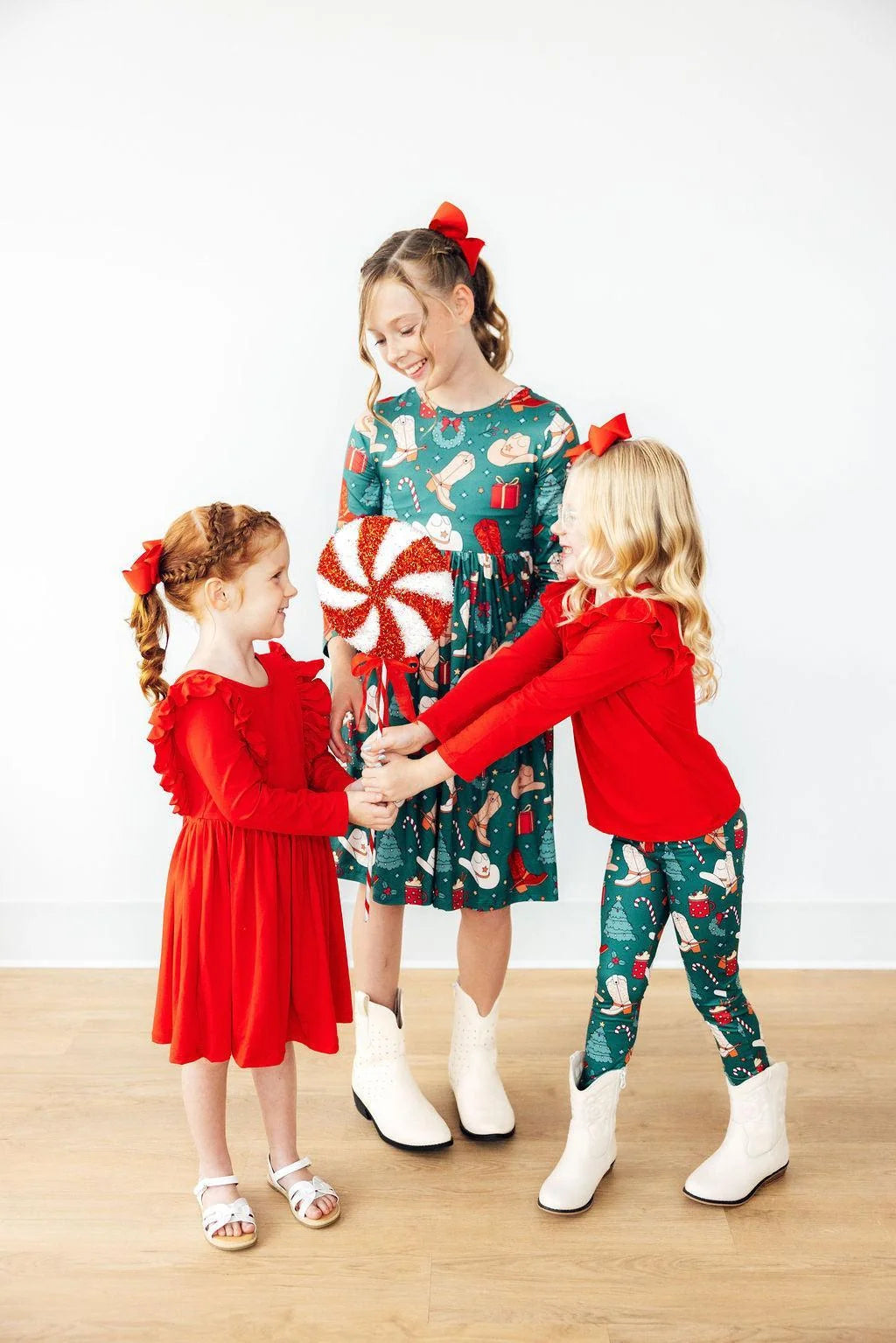 Western Christmas Wonderland Leggings