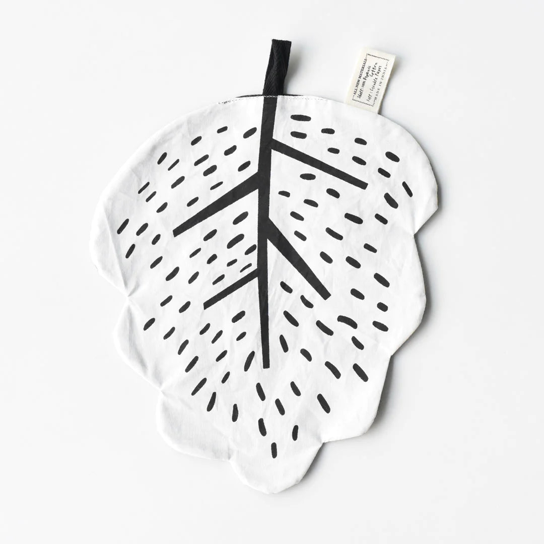 Leaf Organic Crinkle Toy